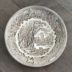 ENGLISH IRONSTONE TABLEWARE LTD. Castles Brown White Decorative Bowl, England